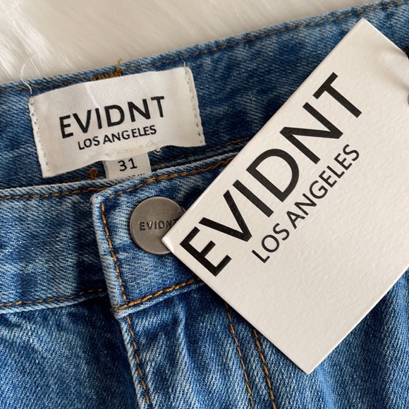 EVIDNT LOS ANGELES Malta Cuffed Cropped Jeans NWT - Picture 5 of 9